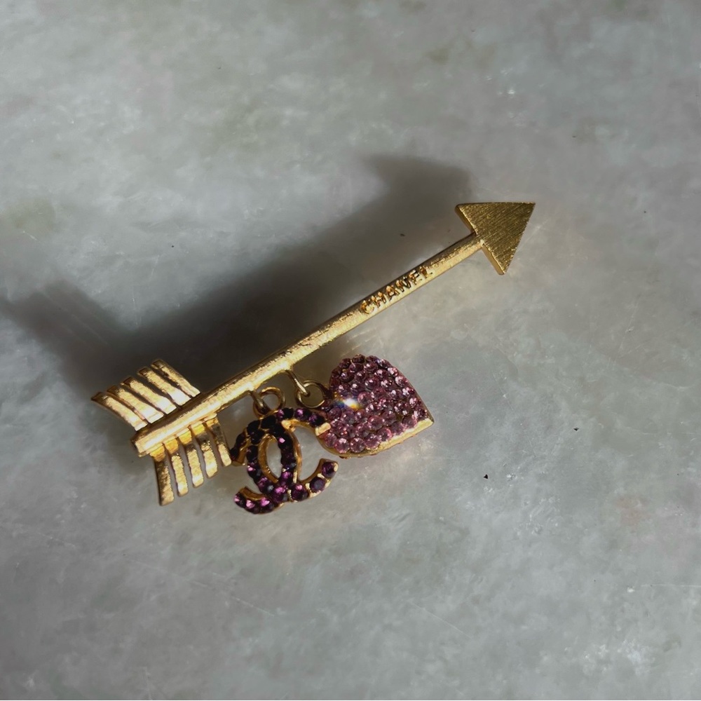 Vintage Chanel Gold Plated Rare Heart Collection - Picture 5 of 16